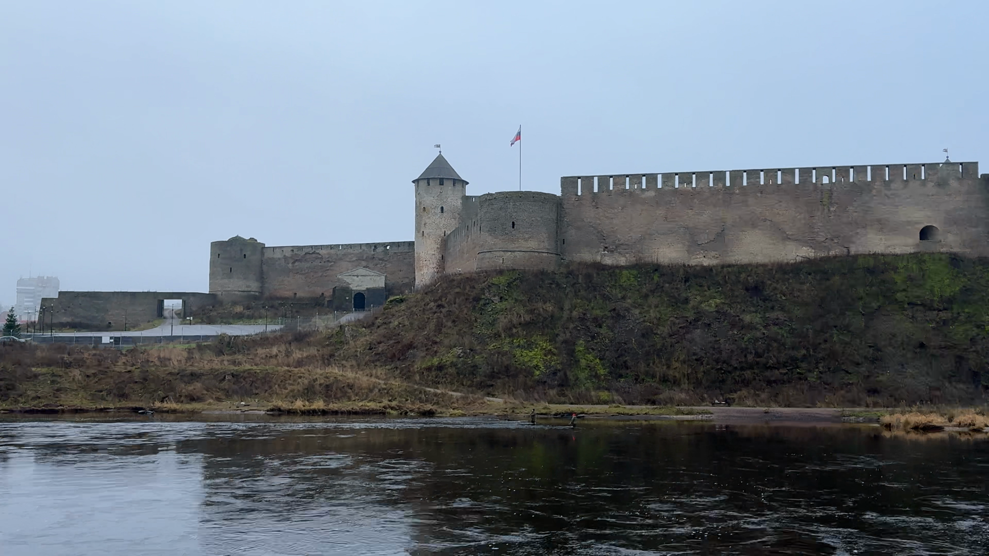 Jsme na dohled Putinovu Rusku. Estonská Narva stojí v první linii