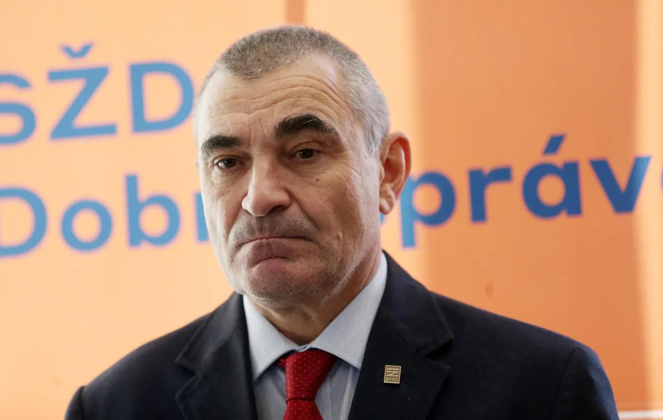 Vypovídat nebudu, hrozilo by mi stíhání, řekl policii dočasný šéf SŽ